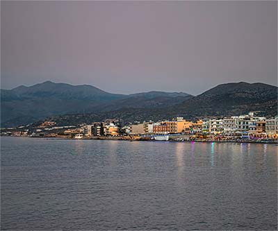 Ort am Meer in Kreta