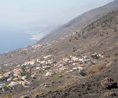 Blick vom Vulkanmuseum über die La Palma